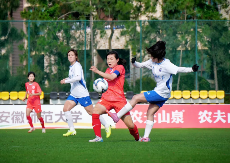2025-2026全国青少年校园足球四级联赛大学女子甲组全国总决赛第三轮战罢，16强席位尘埃落定，福建师范大学晋级！