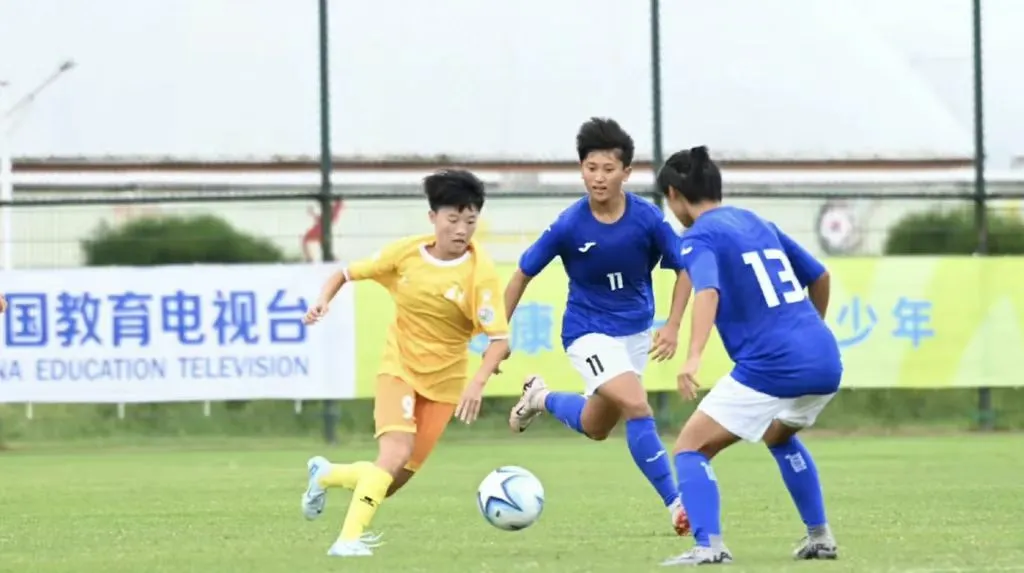 吴依彤入选U18国家女足集训队